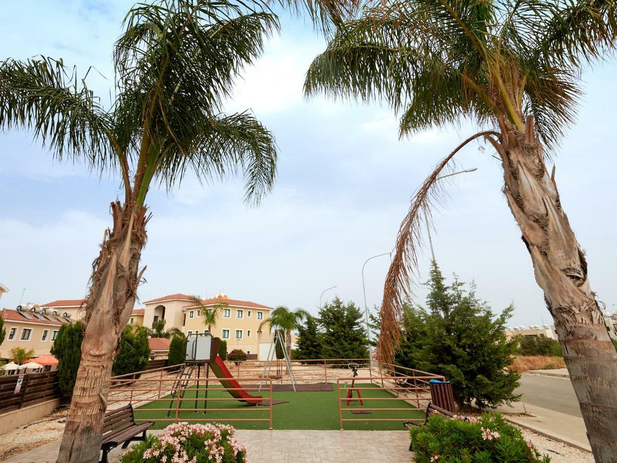Kyklades Angie Resort Protaras Exterior foto